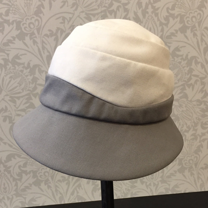 Lillie & Cohoe®™ Freda, White/Grey Canvas, Lake Country