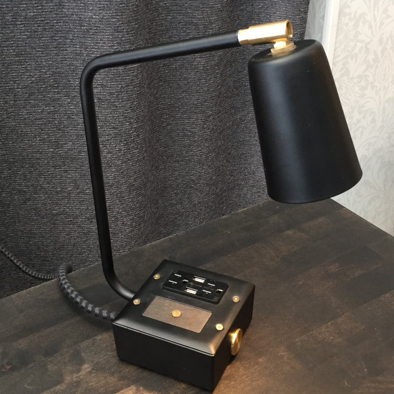 Conway JAX Touch Lamp